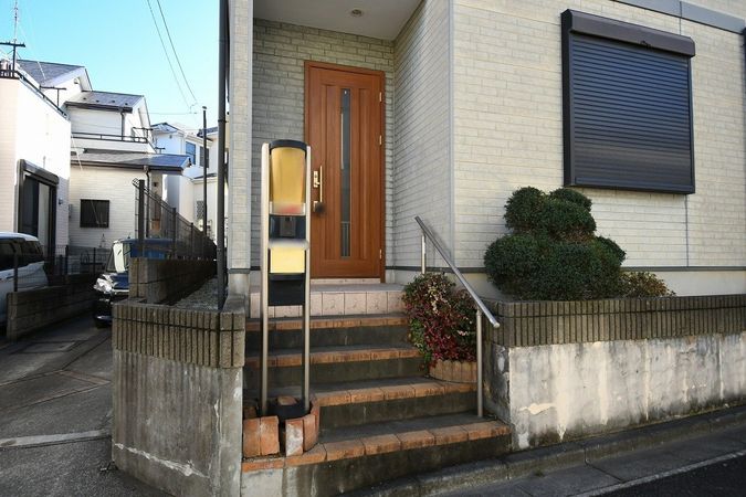 ふじみ野市上ノ原1丁目 戸建 玄関 ふじみ野市上ノ原1丁目 戸建 玄関