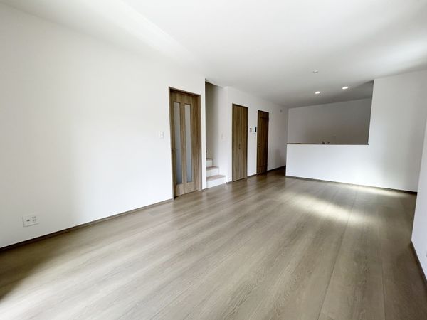 富士見市関沢2丁目 B号棟 新築戸建 リビング