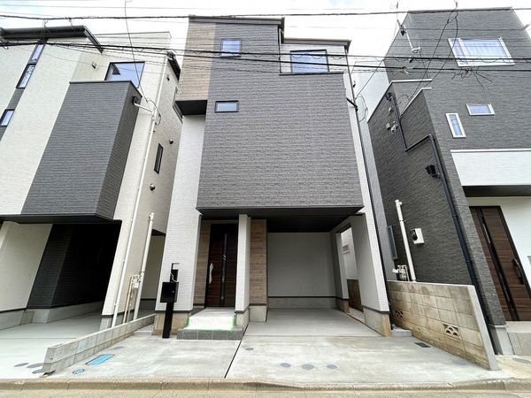 入間郡三芳町藤久保 第24期 B号棟 新築戸建 外観