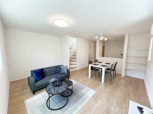 富士見市鶴瀬西3丁目 第1期 新築戸建 リビング