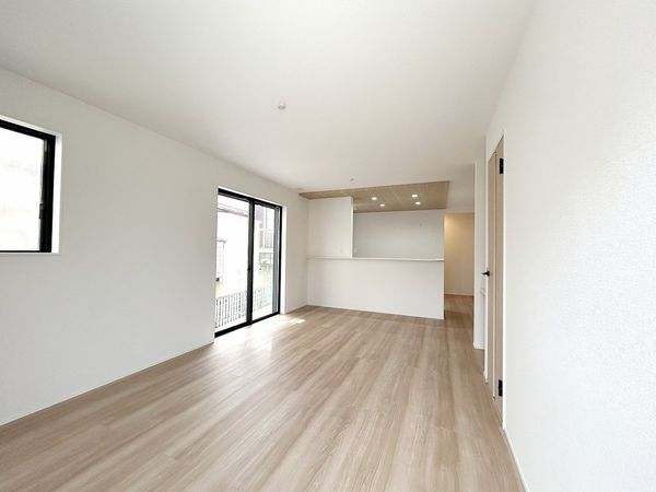 富士見市関沢3丁目 15期 2号棟 新築戸建 リビング