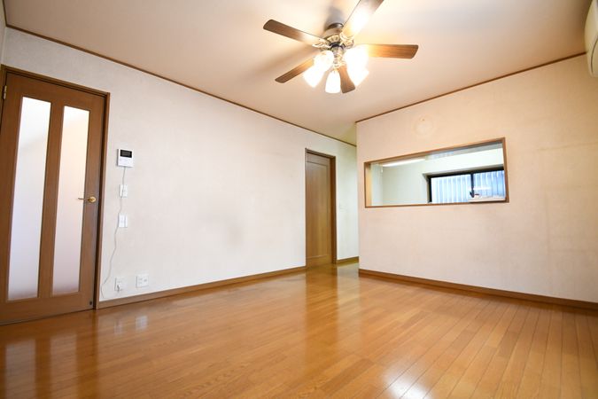 ふじみ野市元福岡2丁目 中古戸建 リビング ふじみ野市元福岡2丁目 中古戸建 リビング