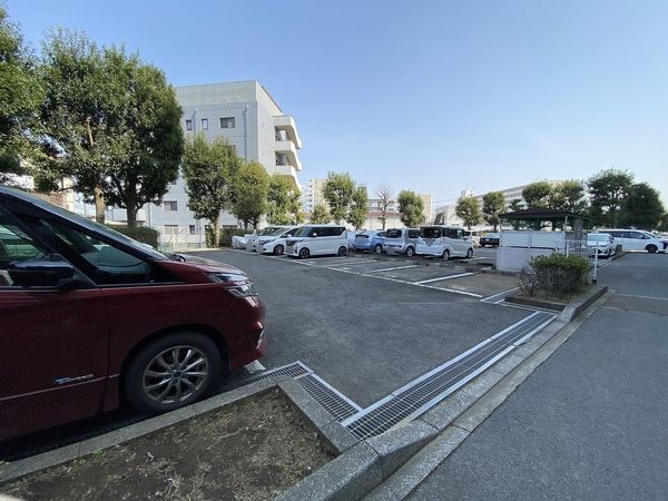 朝日センチュリーみずほ台 E棟 駐車場 駐車場