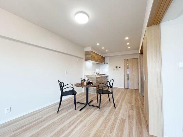 東武鶴瀬西口サンライトマンション リビング 東武鶴瀬西口サンライトマンション リビング