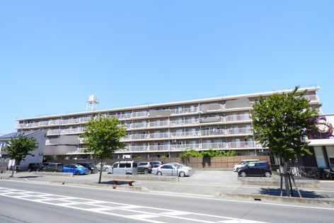 キャッスルメジェール第2三芳 外観