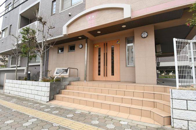 アステールふじみ野アバンシー エントランス