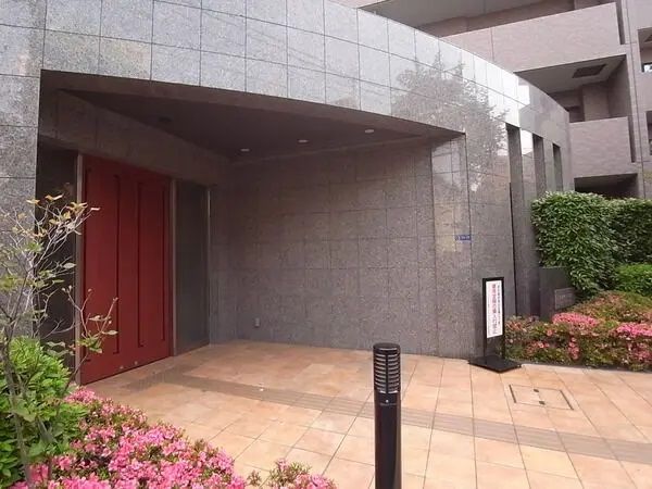 コスモ千鳥町ロイヤルフォルム エントランス コスモ千鳥町ロイヤルフォルム エントランス
