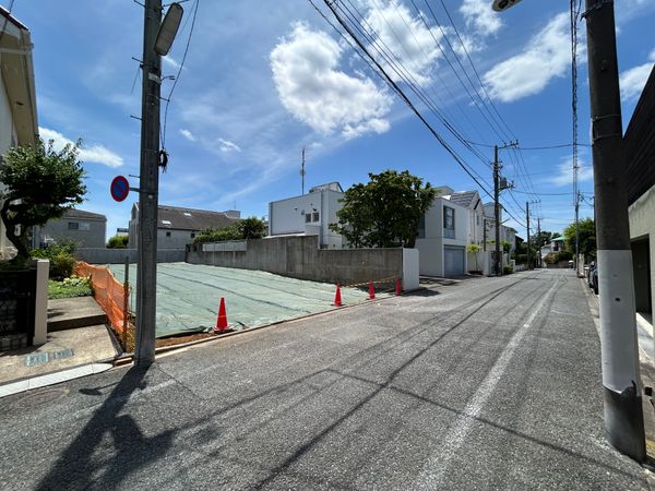尾山台2丁目 土地 前面道路含む外観 尾山台2丁目 土地 前面道路含む外観