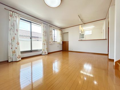 蕨市南町2丁目 戸建 リビング 蕨市南町2丁目 戸建 リビング