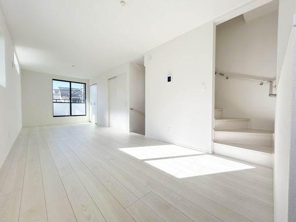 川口市大字芝 新築戸建 リビング 川口市大字芝 新築戸建 リビング