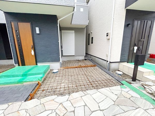 川口市芝宮根町 新築戸建 G号棟 駐車場 川口市芝宮根町 新築戸建 G号棟 駐車場