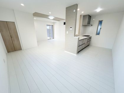 川口市芝宮根町 新築戸建 L号棟 リビング