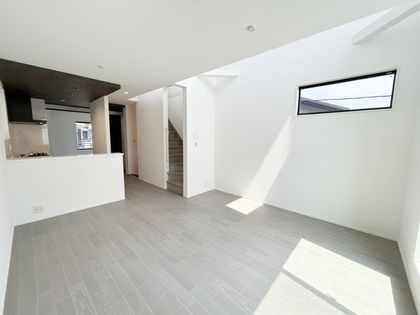 蕨市錦町2丁目 新築戸建 1号棟 リビング