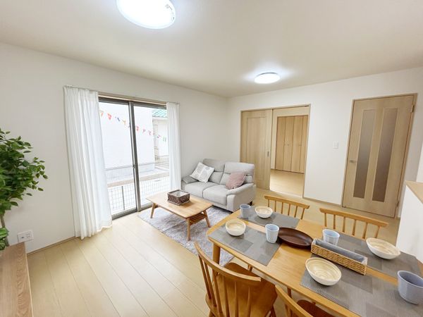 川口市上青木6丁目 新築戸建 B号棟 リビング