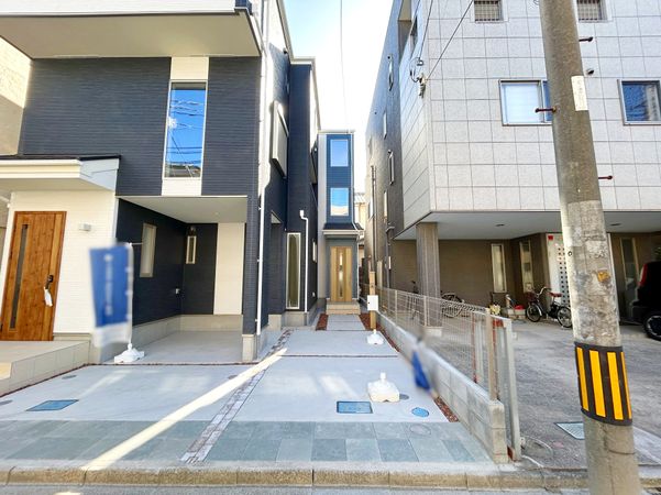 川口市芝中田2丁目 新築戸建 2号棟 外観