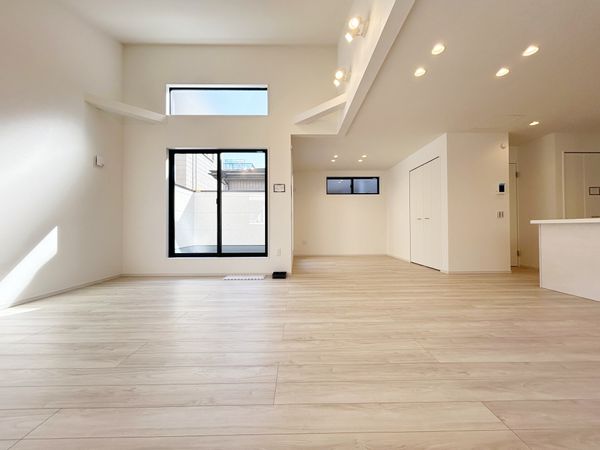 蕨市錦町2丁目 新築戸建 リビング リビング