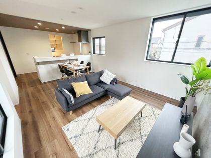 蕨市中央7丁目 新築戸建 リビング