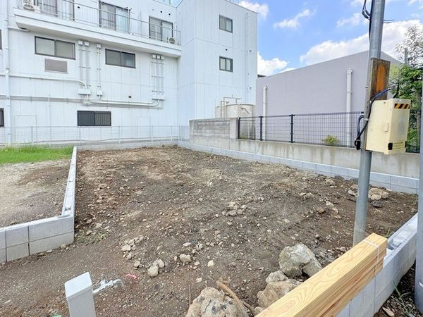 川口市上青木1丁目 新築戸建 外観