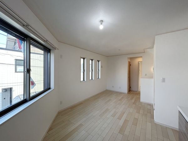 蕨市塚越5丁目 新築戸建 リビング 蕨市塚越5丁目 新築戸建 リビング