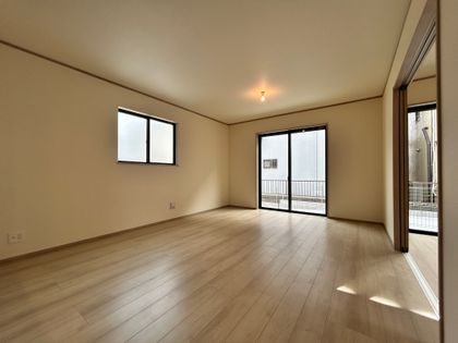 川口市大字伊刈 新築戸建 D号棟 リビング
