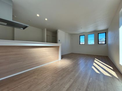 蕨市錦町3丁目 新築戸建 リビング
