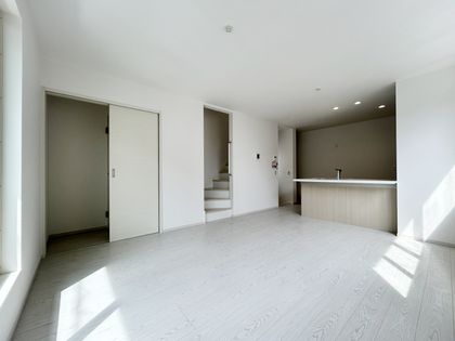 蕨市南町2丁目 新築戸建 2号棟 リビング
