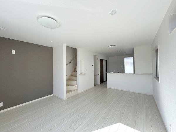 川口市南前川2丁目 新築戸建 リビング