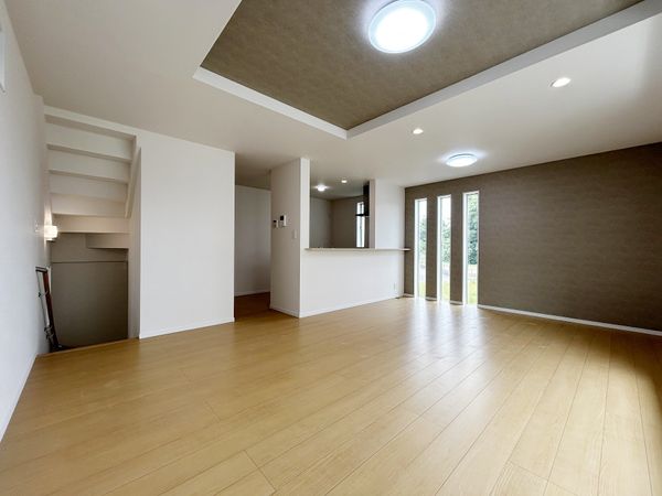 蕨市錦町4丁目 新築戸建 リビング