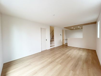 川口市上青木西4丁目 新築戸建 3号棟 リビング