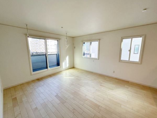 蕨市南町3丁目 新築戸建 4号棟 リビング