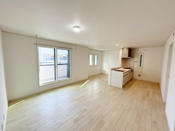 蕨市南町3丁目 新築戸建 6号棟 リビング