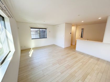 蕨市北町4丁目 新築戸建 リビング