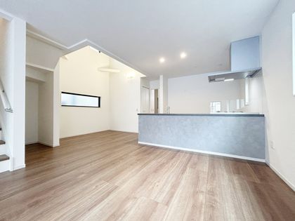 川口市芝富士2丁目 新築戸建 リビング