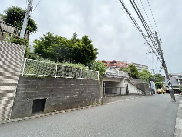現地（古家有）