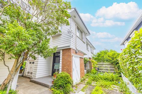 中区根岸旭台(戸建) 外観