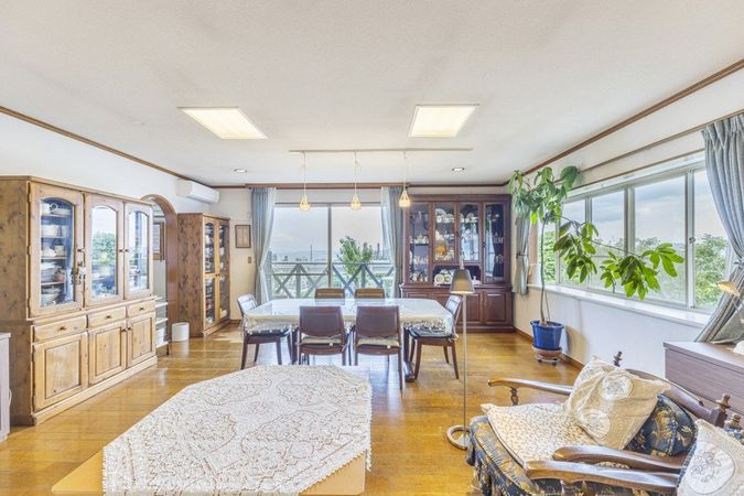 中区根岸旭台(戸建) リビング 中区根岸旭台(戸建) リビング