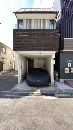 横濱石川町(ガレージ付きデザイナーズ注文住宅) 外観写真