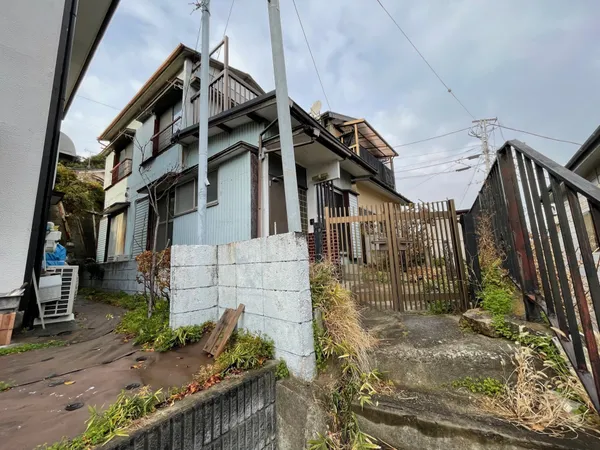 【中区西之谷町】JR京浜東北・根岸線「山手」駅まで徒歩10分の立地。 2024年1月内装リフォーム済です。