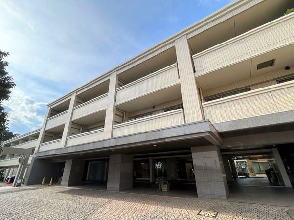 コスモ横浜本牧シーサイドテラス 外観