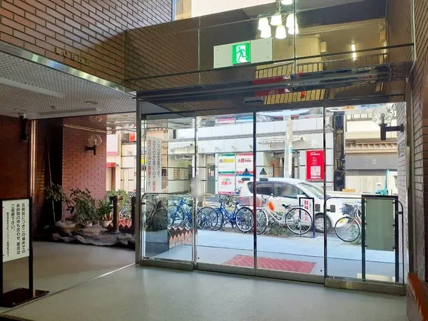 エントランス