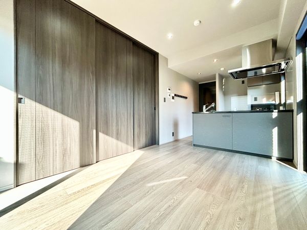 ベルジェンド横濱南太田アティックス・ステーション リビング ベルジェンド横濱南太田アティックス・ステーション リビング