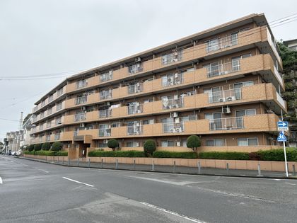 ダイアパレス三渓園第二 外観