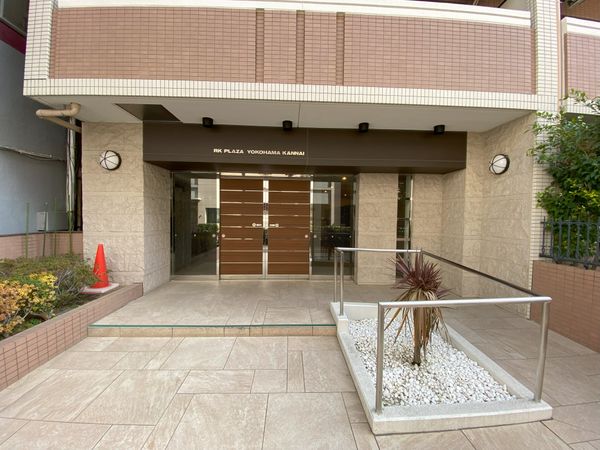 アール・ケープラザ横浜関内 エントランス アール・ケープラザ横浜関内 エントランス