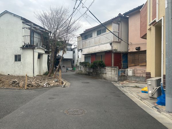 足立区西保木間1丁目 土地 前面道路含む外観