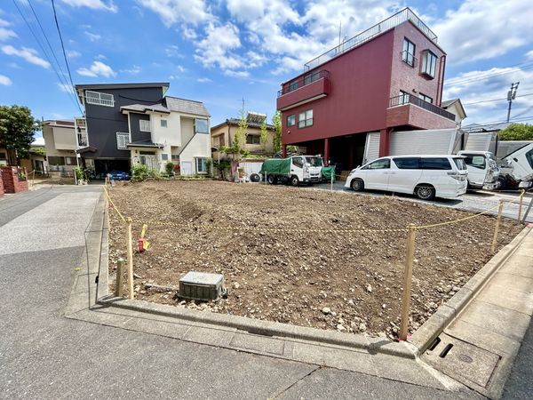 足立区古千谷本町3丁目 新築戸建 1号棟 前面道路含む外観