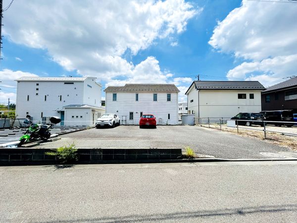 町田市小山ヶ丘4丁目 土地 前面道路含む外観