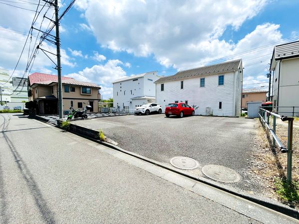 町田市小山ヶ丘4丁目 土地 前面道路含む外観