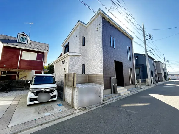 令和4年築の築浅戸建