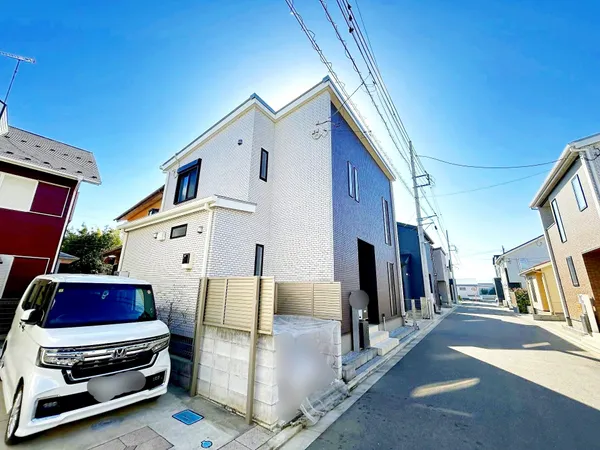 令和4年築の築浅戸建