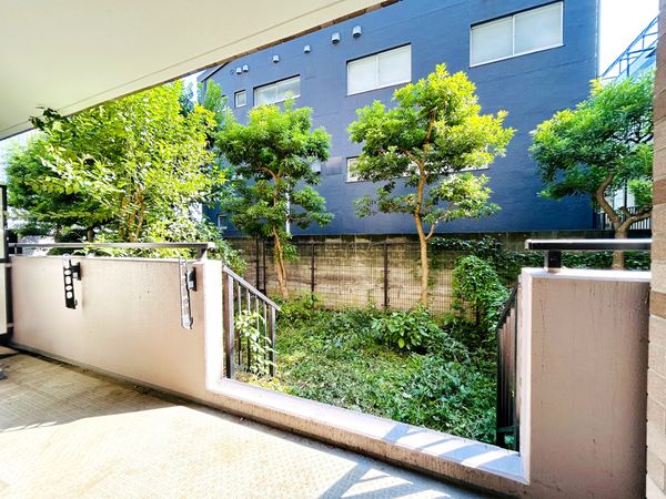京王橋本パーク・ホームズ弐番館 庭 京王橋本パーク・ホームズ弐番館 庭